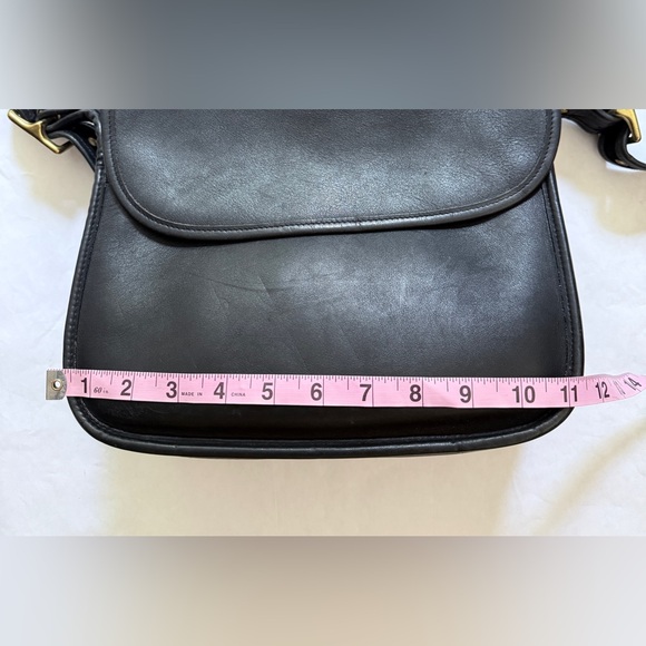 Vintage COACH Crossbody Messenger Saddlebag Black
Leather Handbag - Picture 16 of 16